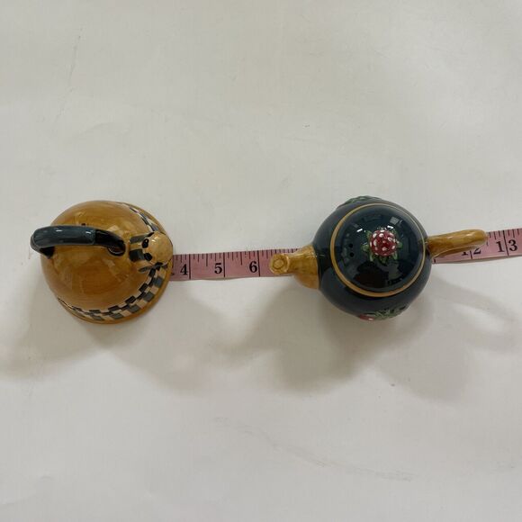 Vintage SAKURA Salt & Pepper Shakers Teapot Tea Kettle Ceramic Country Farmhouse - Picture 9 of 10